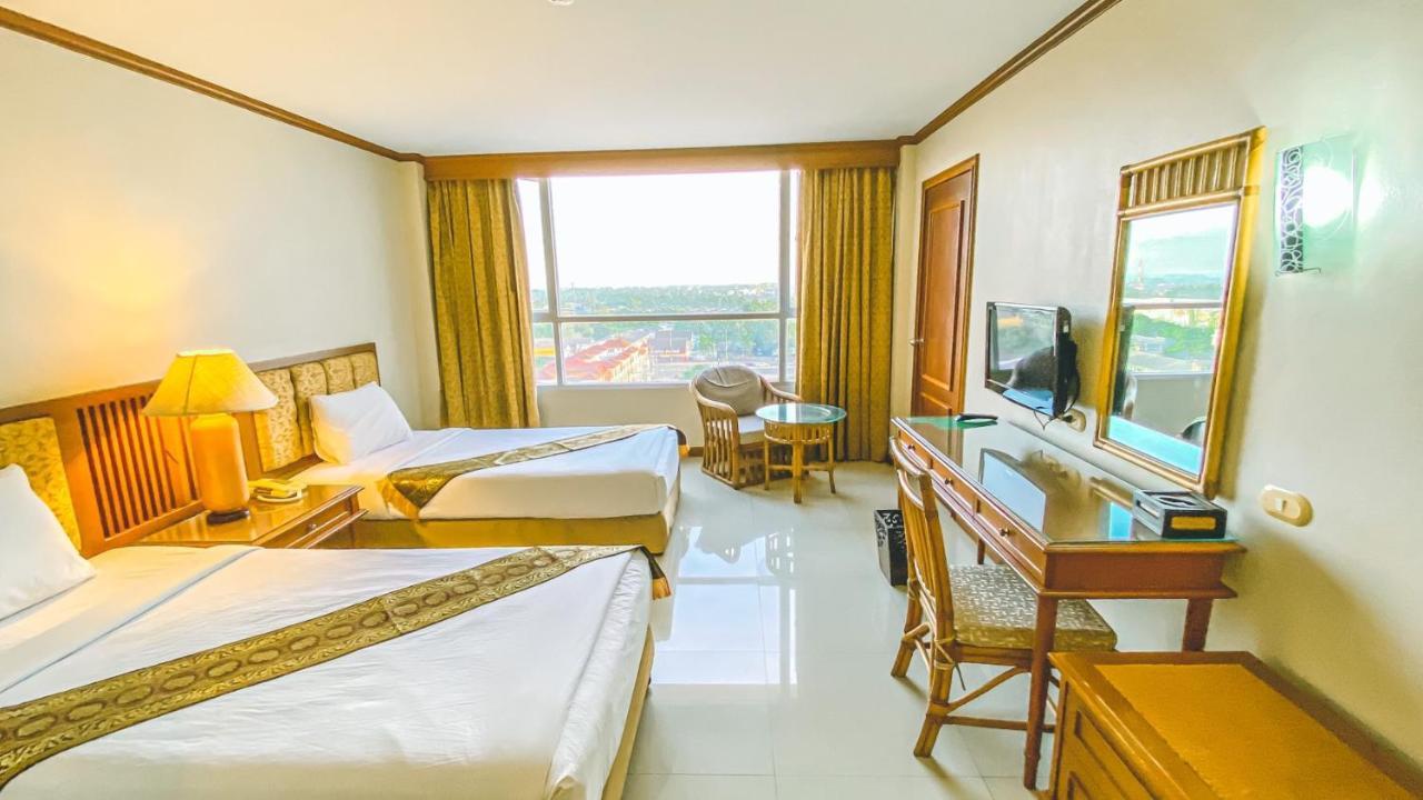 K Park Grand Hotel Sha Plus Certified Surat Thani Eksteriør billede