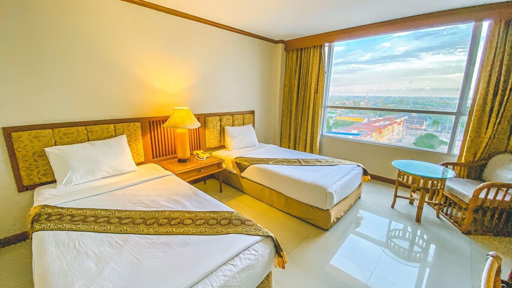 K Park Grand Hotel Sha Plus Certified Surat Thani Eksteriør billede