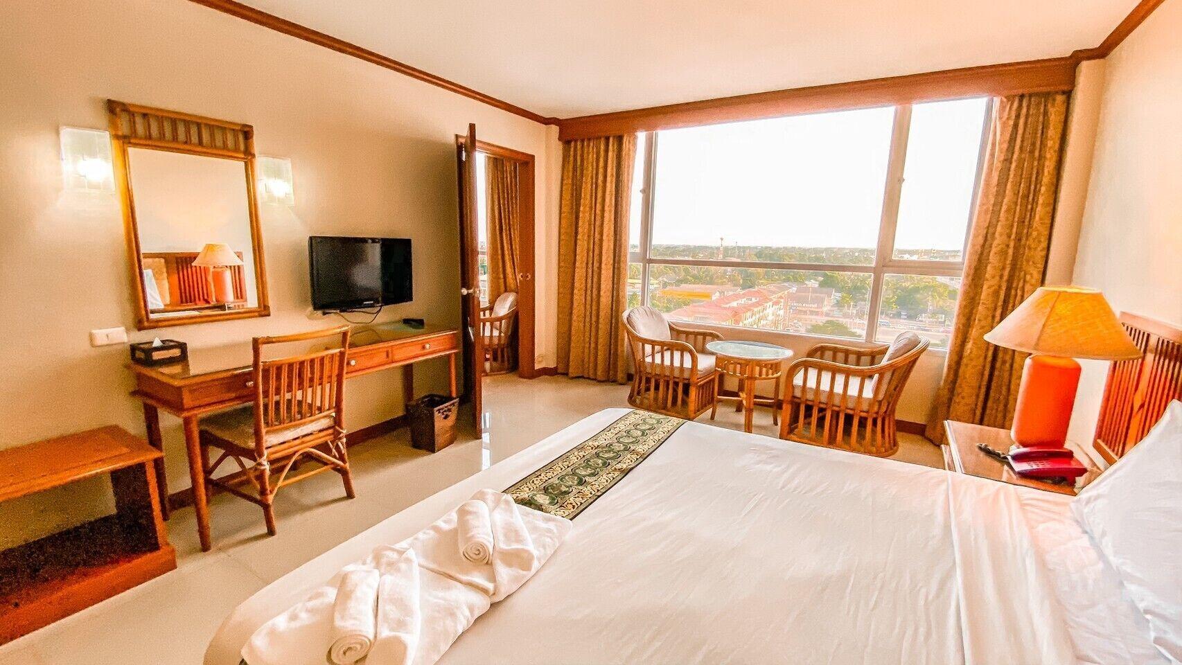 K Park Grand Hotel Sha Plus Certified Surat Thani Eksteriør billede