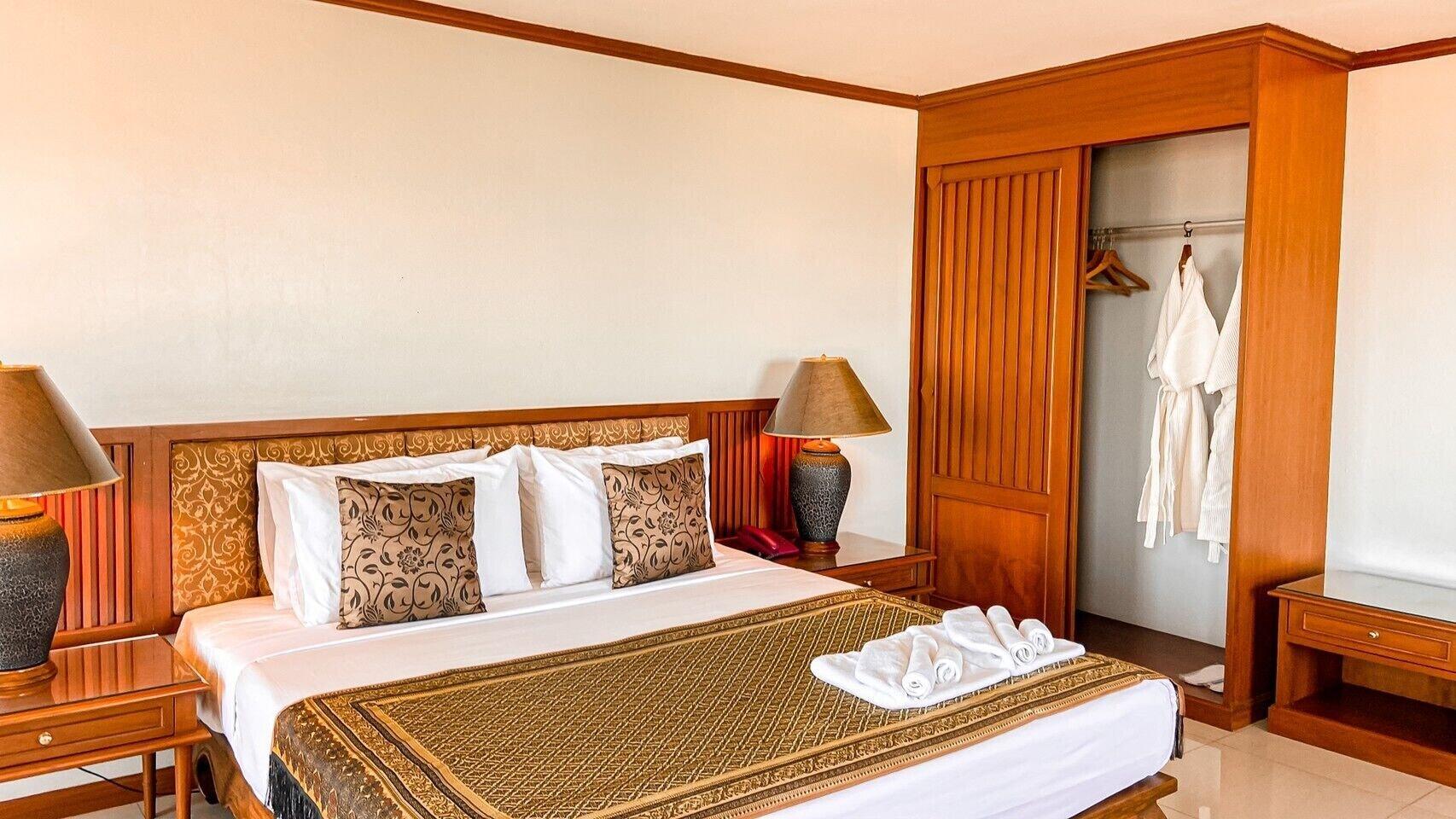 K Park Grand Hotel Sha Plus Certified Surat Thani Eksteriør billede