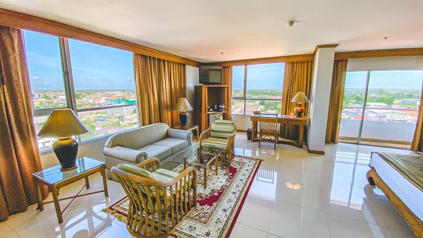 K Park Grand Hotel Sha Plus Certified Surat Thani Eksteriør billede