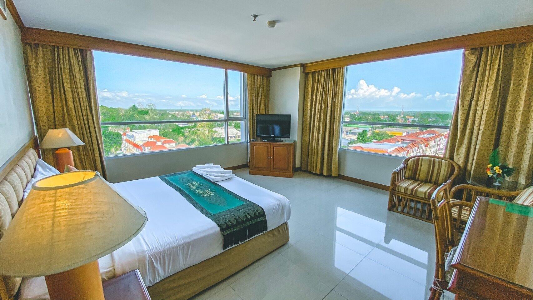 K Park Grand Hotel Sha Plus Certified Surat Thani Eksteriør billede